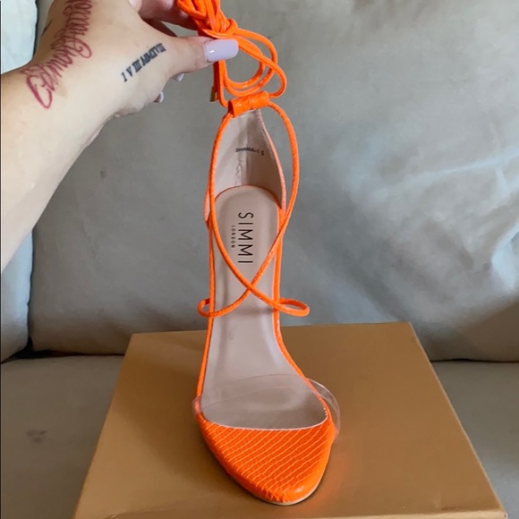 Heels - Picture 3 of 4